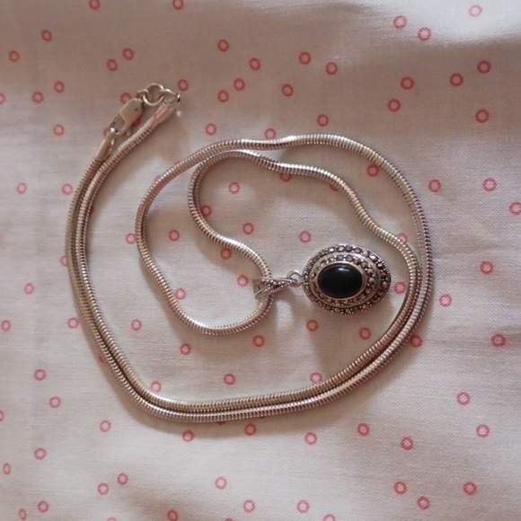 Vintage 925 Silver Onyx Stone Crystal Pendant Necklace - Picture 6 of 10